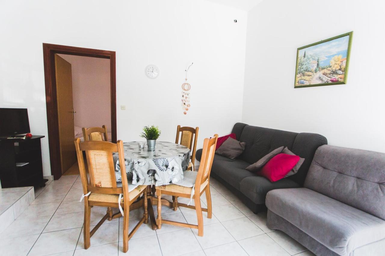 Apartmani Males Rogoznica (Sibenik-Knin) Exterior foto