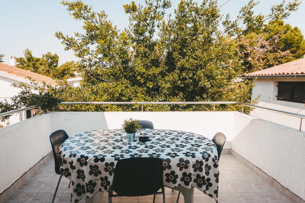 Apartmani Males Rogoznica (Sibenik-Knin) Exterior foto