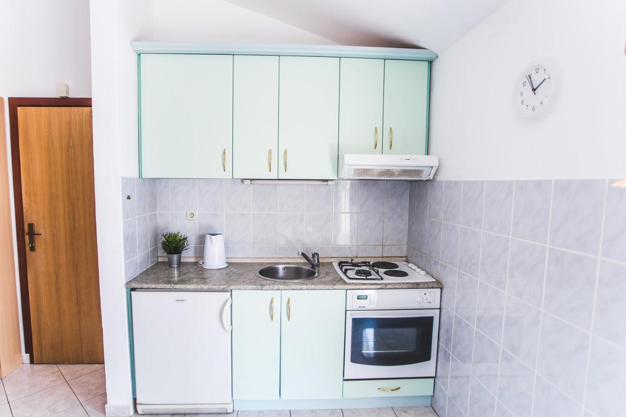 Apartmani Males Rogoznica (Sibenik-Knin) Exterior foto